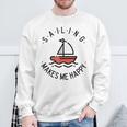 Sailing Makes Me Happy レッド ヨット スウェットシャツ 高齢者への贈り物