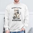 猫 ネコ 白猫 イラスト 原付 スクーター バイク 猫好き バイク好き かわいい おもしろ レトロ Neko Life 長袖tシャツ スウェットシャツ 高齢者への贈り物