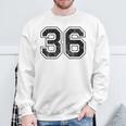 背中に36番。 スウェットシャツ 高齢者への贈り物