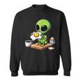 トーストに目玉焼きを食べるエイリアン スウェットシャツ
