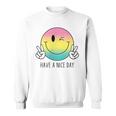 Have A Nice Day Winkingmile Face Peace Wink Happy Face スウェットシャツ