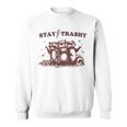 Stay Trashy Raccoon Opossum スウェットシャツ
