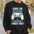 38歳の誕生日ビデオゲーマー レベル38 アンロック済み 1987年以来 スウェットシャツ 彼への贈り物