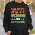 Awesome Dads Do キックボクシング キックボックス キックボクサー スウェットシャツ 彼への贈り物