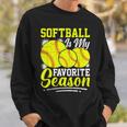 ソフトボールは私の好きな季節の楽しいデザイン。 スウェットシャツ 彼への贈り物