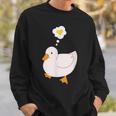 目玉焼きのハートがかわいいアヒル好きのデザイン。 スウェットシャツ 彼への贈り物