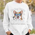 My Dog Thinks I'm Cool Corgi Dog Lover 長袖tシャツ スウェットシャツ 彼への贈り物