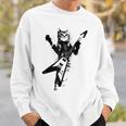 フライングvギターで遊ぶ猫 スウェットシャツ 彼への贈り物