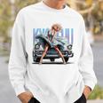 強風ピンナップガールとオールドアメ車のバックプリント スウェットシャツ 彼への贈り物