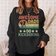Awesome Dads Do キックボクシング キックボックス キックボクサー スウェットシャツ 彼女への贈り物