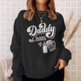 Daddy Est 2025 初めての父の日 新しいパパ 若い父親 スウェットシャツ 彼女への贈り物