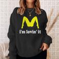 I'm Lovin' It ユーモラスな攻撃的なイヌエンド スウェットシャツ 彼女への贈り物