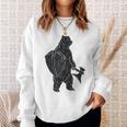 斧と盾を持った熊 中世の熊 バイキング スウェットシャツ 彼女への贈り物