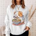面白いモルモット 箸でラーメンを食べる アニメ 長袖tシャツ スウェットシャツ 彼女への贈り物