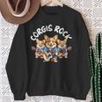 Corgis Rock かわいいコーギー犬トリオ ロックアウト ギターを弾く スウェットシャツ 年配の女性への贈り物