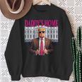 Daddy's Home Pink President Donald Trump House スウェットシャツ 年配の女性への贈り物