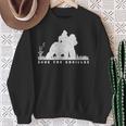 Save The Gorillas ママ&ベイビーゴリラ スウェットシャツ 年配の女性への贈り物