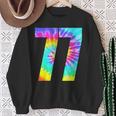 カラフルな絞り染め 77歳の誕生日または77番のチームイベント スウェットシャツ 年配の女性への贈り物