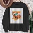 楽しいクールなレーシングカーイラスト スウェットシャツ 年配の女性への贈り物