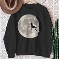 登山、フリークライミング、登山、ボルダリング、月 スウェットシャツ 年配の女性への贈り物