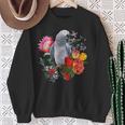 花と蝶とヨウム スウェットシャツ 年配の女性への贈り物