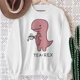 Tea Rex ユーモラスパン。 スウェットシャツ 年配の女性への贈り物