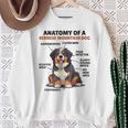かわいい犬の説明 バーニーズ・マウンテン・ドッグの解剖学 スウェットシャツ 年配の女性への贈り物