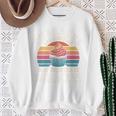 カップケーキは奇跡を信じたマフィンです レトロカップケーキ 長袖tシャツ スウェットシャツ 年配の女性への贈り物
