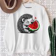 スイカの誕生日を食べるキュートで愛らしいハリネズミ スウェットシャツ 年配の女性への贈り物
