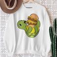 ハンバーガーを食べるかわいいカメ 面白いハンバーガー 長袖tシャツ スウェットシャツ 年配の女性への贈り物