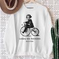 自転車に乗ったベートーベン ルートヴィグバン ベートーベン スウェットシャツ 年配の女性への贈り物