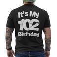 102歳の誕生日。It's My 102歳の誕生日 102歳の誕生日 メンズTシャツ バックプリント