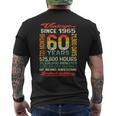 60歳 720ヶ月 すごい生まれ 1965年 60歳の誕生日 メンズTシャツ バックプリント