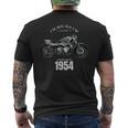 70 歳の誕生日男性オートバイ バイクに乗る人 1954 メンズTシャツ バックプリント