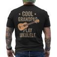 Cool Grandpas Play ウクレレ ウクレレ ミュージックギター メンズTシャツ バックプリント