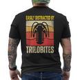 Easy Distracted By Trilobites Trilobite Lover メンズTシャツ バックプリント