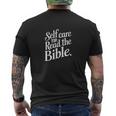 Self Care Tip Read The Bible 信仰のインスピレーション メンズTシャツ バックプリント