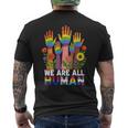 We Are All Human レインボー Lgbt Lgbtq トランスジェンダー ハンドフラワー メンズTシャツ バックプリント