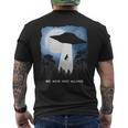 エイリアン アブダクション 牛 Ufo We Are Not Alone ギフト メンズTシャツ バックプリント