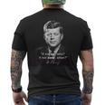 ケネディ大統領jfk民主党アメリカ引用 メンズTシャツ バックプリント