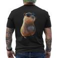 サングラスをかけたカピバラ Be Capy カピバラ げっ歯類 Capybara メンズTシャツ バックプリント