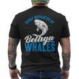 ベルーガクジラに簡単に気を取られる面白いシロイルカ動物。 メンズTシャツ バックプリント