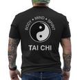 太極拳の心と体の健康のための陰陽師 メンズTシャツ バックプリント
