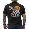 恐竜 T-Rex スケルトン 古代 科医 恐竜 怖い ハロウィン メンズTシャツ バックプリント
