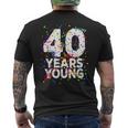 面白 40 Years Young Happy 40Th Birthday シャツ メンズ レディース メンズTシャツ バックプリント