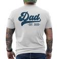 Dad Est 2025 Dad To Be New Dad メンズTシャツ バックプリント