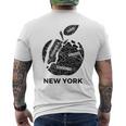 New York City The Big Apple Graphic New York City メンズTシャツ バックプリント