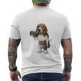 ビーグル 犬 ダンベル 筋トレ 筋肉 ワークアウト ジム メンズTシャツ バックプリント