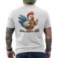 木彫りの鶏、かわいいデザイン メンズTシャツ バックプリント