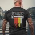 808 ドラム マシン 音楽 ビーツ メンズTシャツ バックプリント 高齢者への贈り物